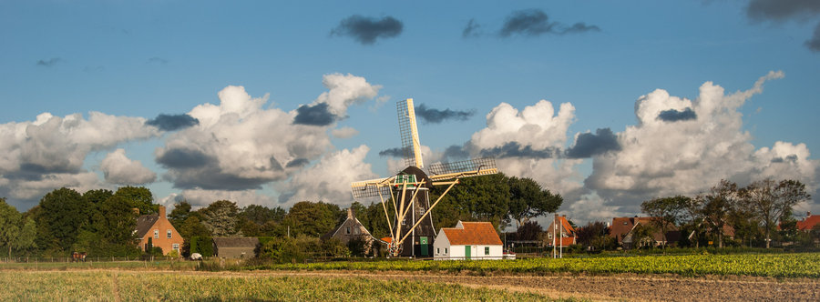 Oecumenische droom voor een klein dorpje – column Friesch Dagblad